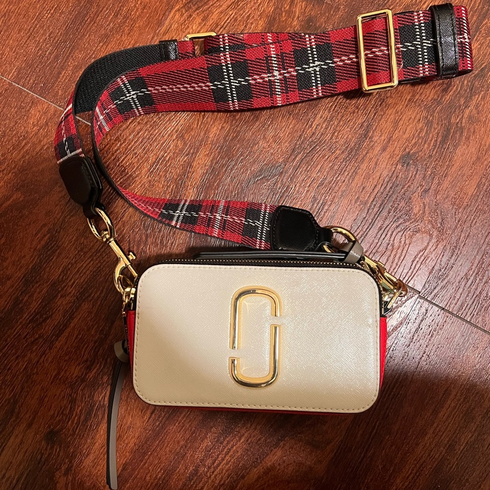 Marc Jacobs “The Snapchat”